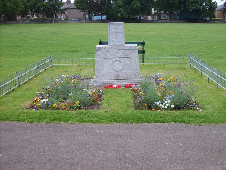 Swanscombe Recreation Ground memorial